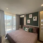 Paradiso 'в' 607 Large Luxury Апартамент *