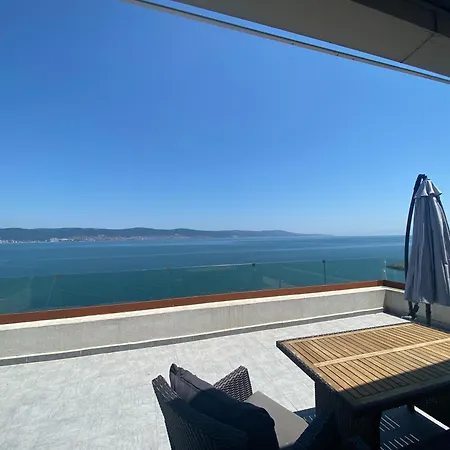Apartman Paradiso 'в' 607 Large Luxury Neszebar