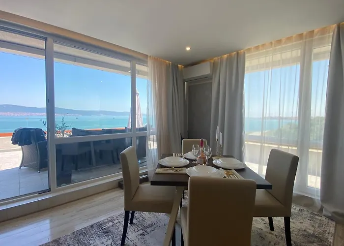 Paradiso 'в' 607 Large Luxury * ネセバル