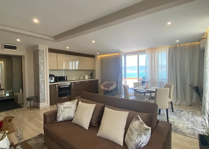 Paradiso 'в' 607 Large Luxury * ネセバル